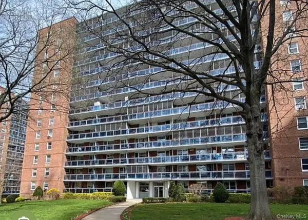 98-05 63rd Road #4k, Rego Park, NY 11374