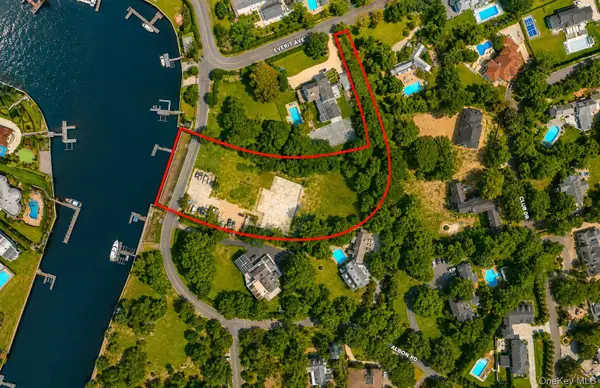 208 Everit Avenue, Hewlett, NY 11557