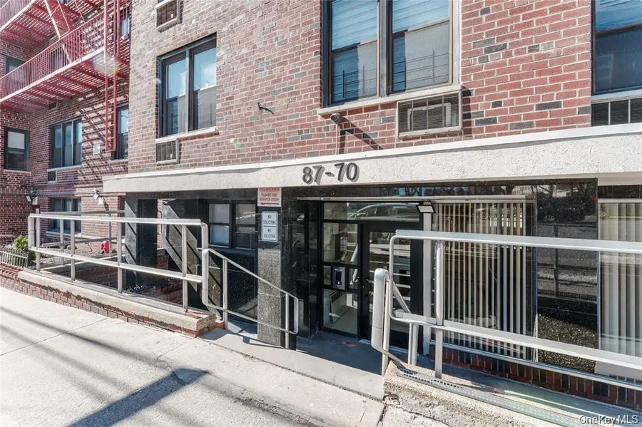 87-70 173rd St #7h, Jamaica, NY 11432 - #2