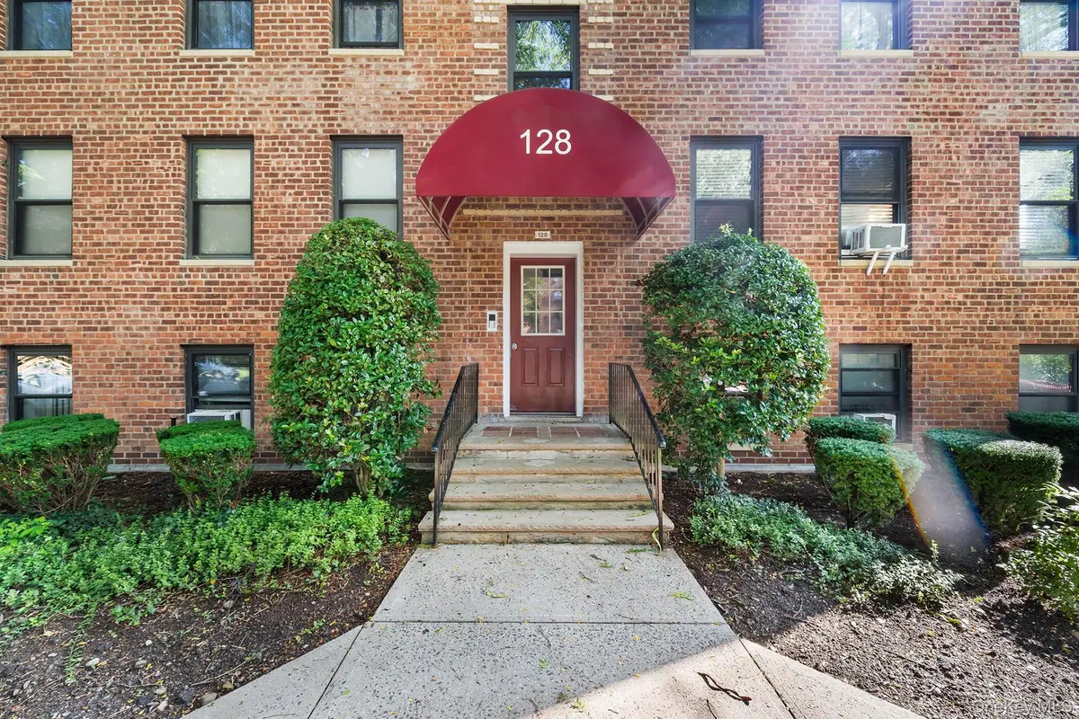 128 Richbell Road #B4, Mamaroneck, NY 10538 - #1