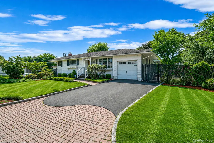16 Jackson Avenue, Centereach, NY 11720 - #2