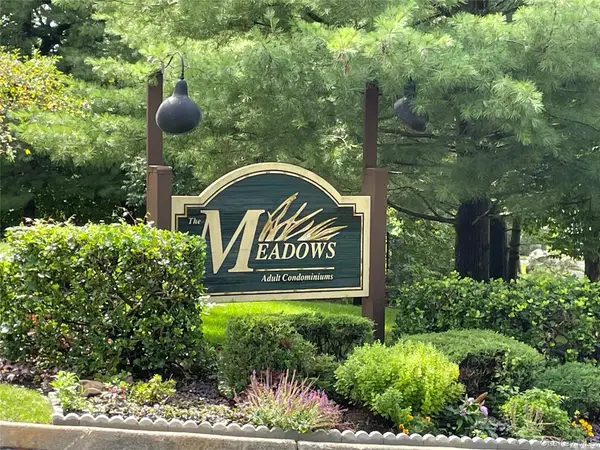 660 E Crooked Hill Road #660, Pearl River, NY 10965