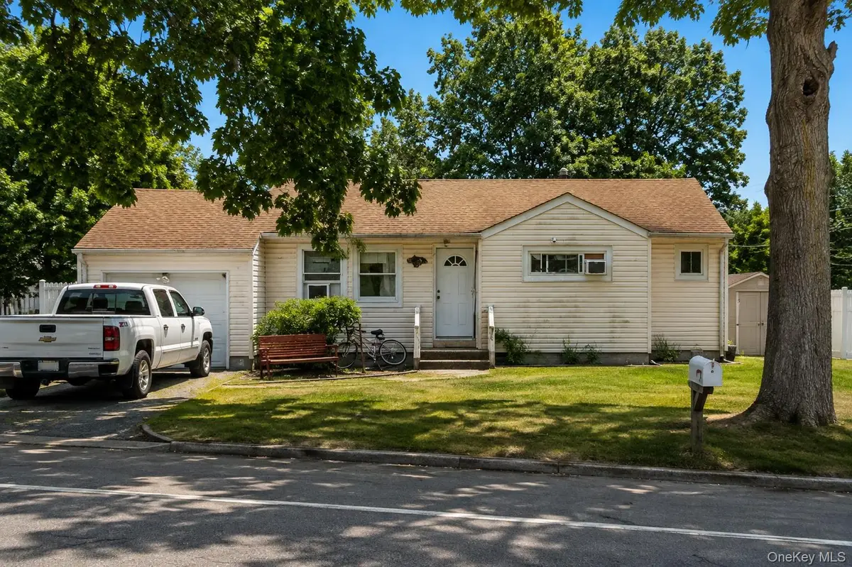 643 Jayne Boulevard, Port Jefferson Station, NY 11776 - #1