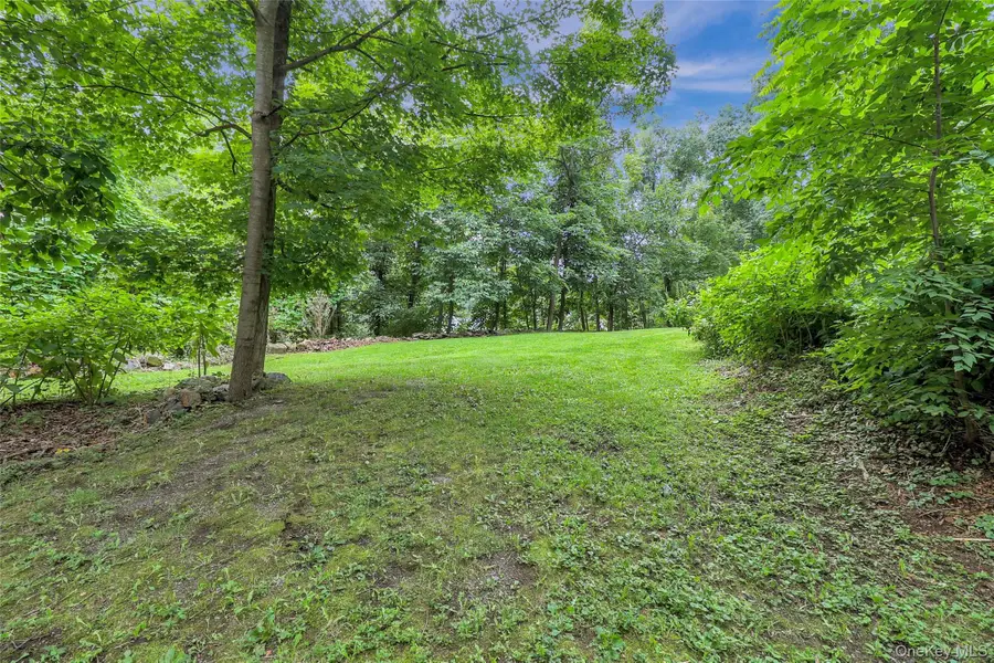 1 Pamela Place, Millwood, NY 10546 - #2