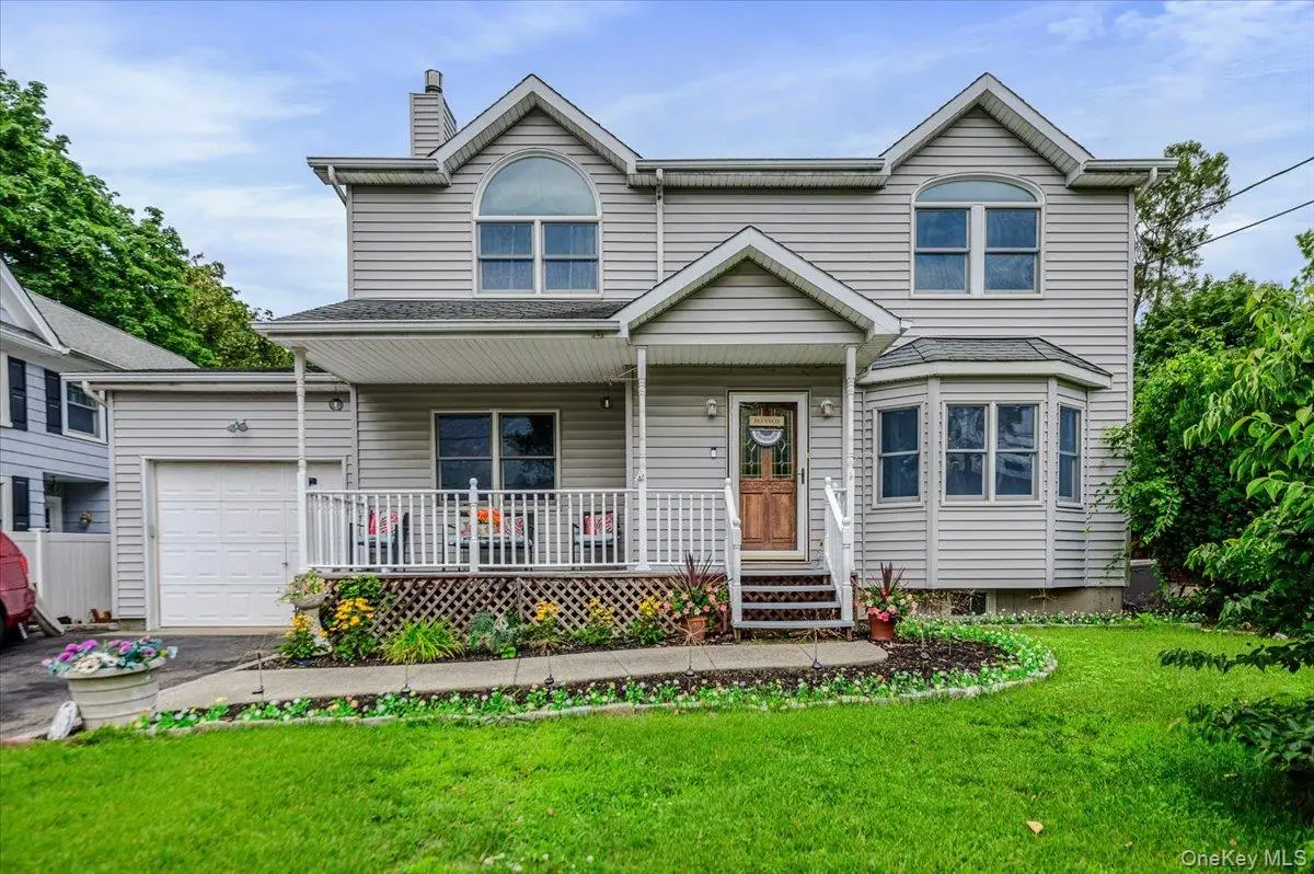 13 Meadow Lane, Bayville, NY 11709 - #1