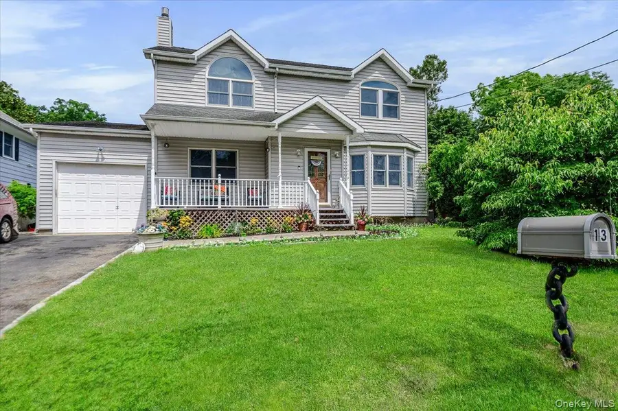 13 Meadow Lane, Bayville, NY 11709 - #2