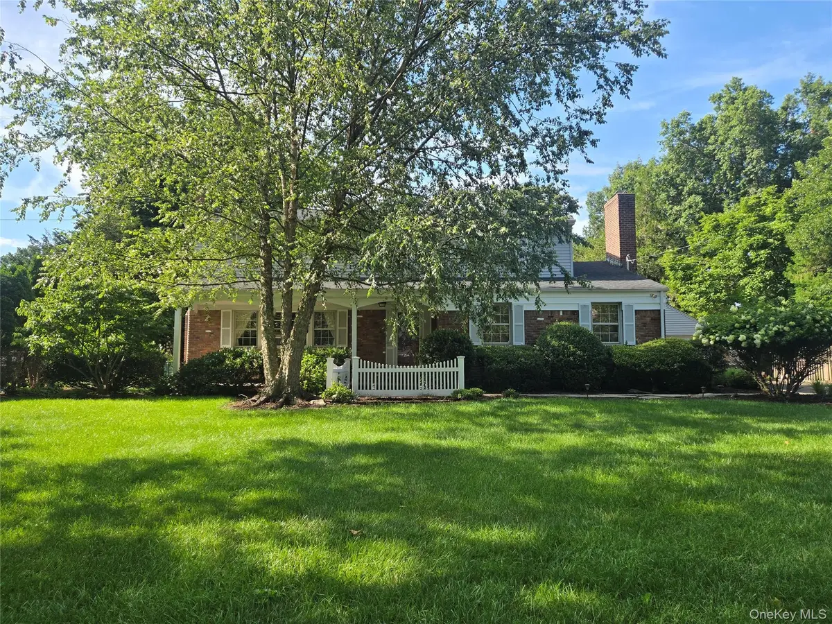 4 Crinkle Court, Northport, NY 11768 - #1