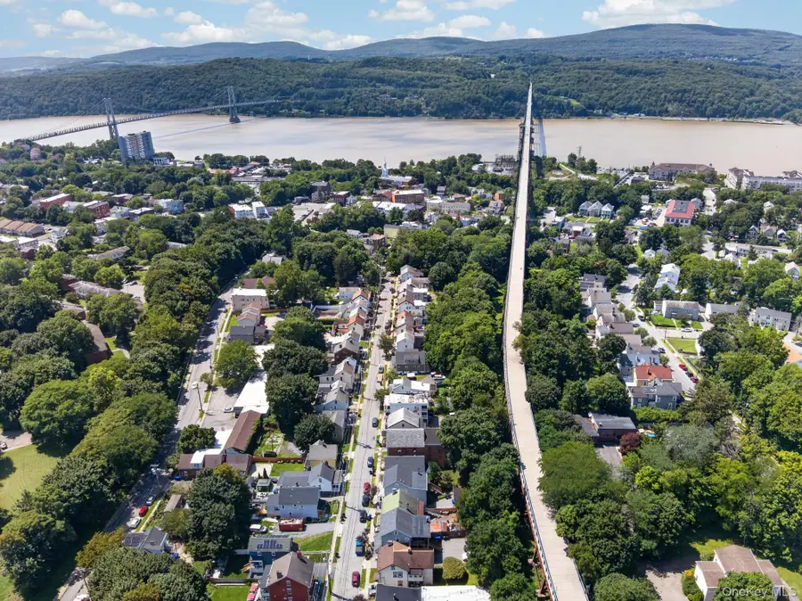 54 Gifford Avenue, Poughkeepsie, NY 12601 - #2
