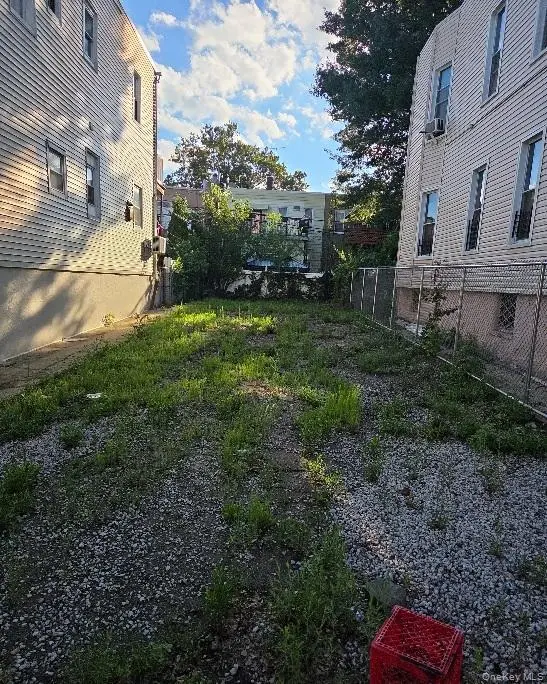 1923 Barnes Avenue, Bronx, NY 10462