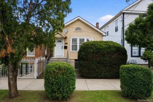 3038 Tiemann Avenue, Bronx, NY 10469