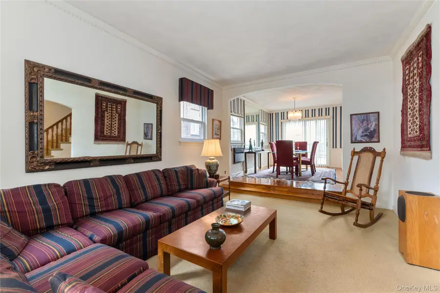 17519 74th Avenue, Fresh Meadows, NY 11366 - #2