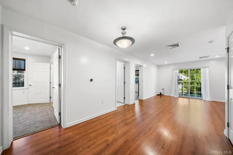 5 Minerva Place #2C, White Plains, NY 10601 - #3