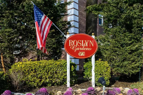 25 Edwards Street #2 E, Roslyn Heights, NY 11576