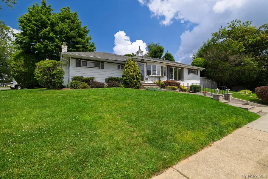 3695 Waverly Avenue, Seaford, NY 11783 - #3