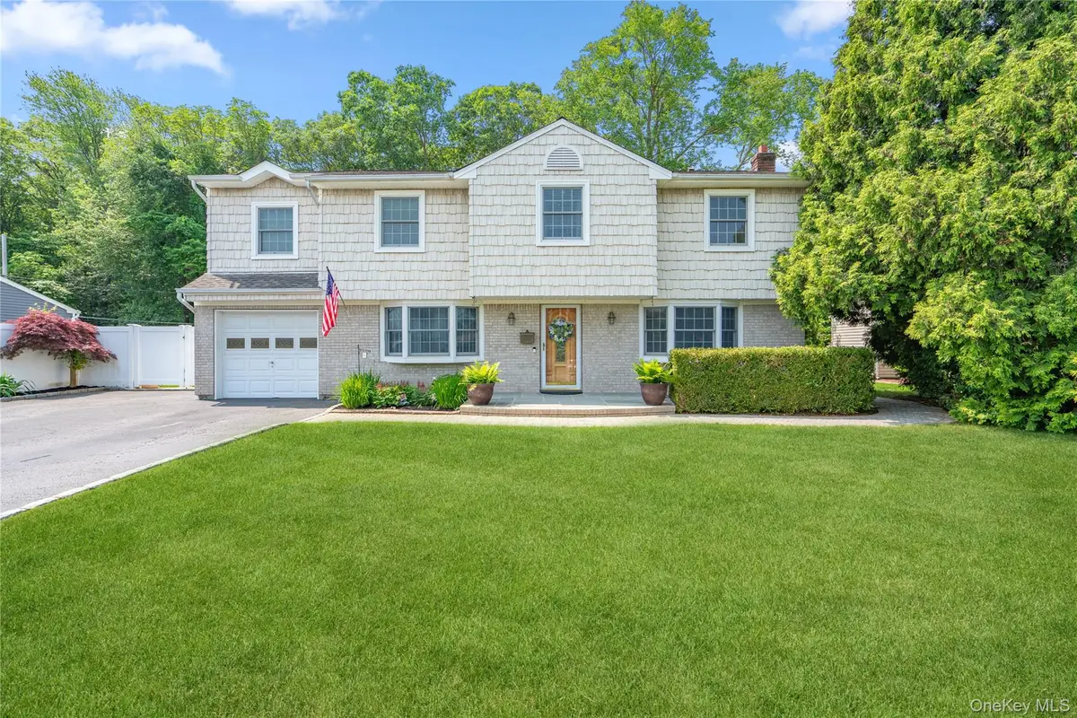 36 Richmond Street, Islip, NY 11751 - #1