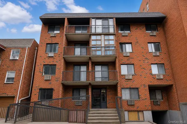 14434 37th Avenue #402, Flushing, NY 11354