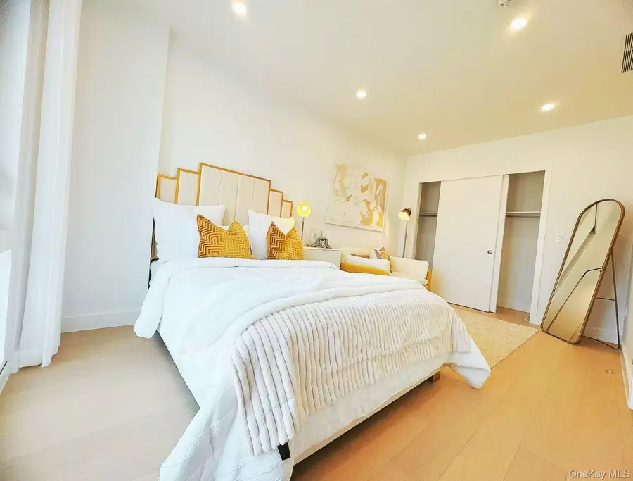 150-02 Northern Boulevard #4B, Flushing, NY 11354 - #2