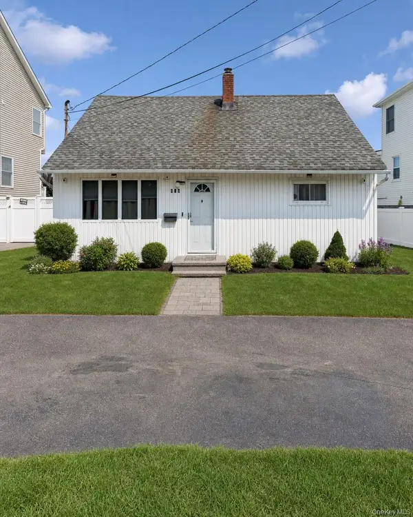 404 Front Street, Bellmore, NY 11710