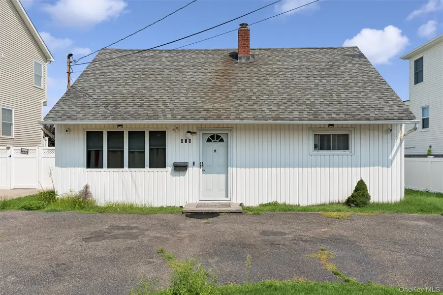 404 Front Street, Bellmore, NY 11710 - #2