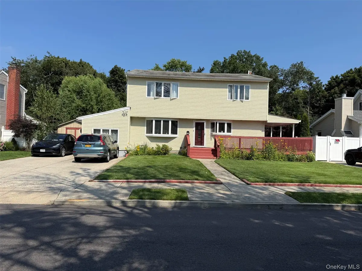 79 Elizabeth Drive, Bethpage, NY 11714 - #1