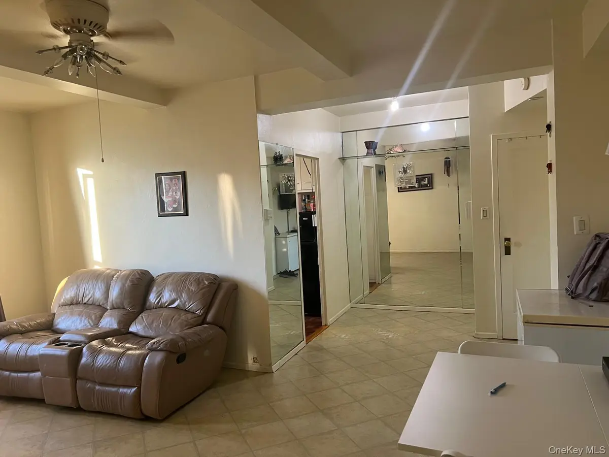 14 Metropolitan Oval #5G, Bronx, NY 10462 - #1