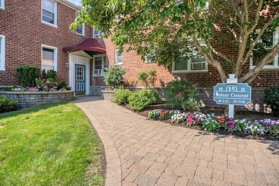 15 Bryant Crescent #2F, White Plains, NY 10605 - #3