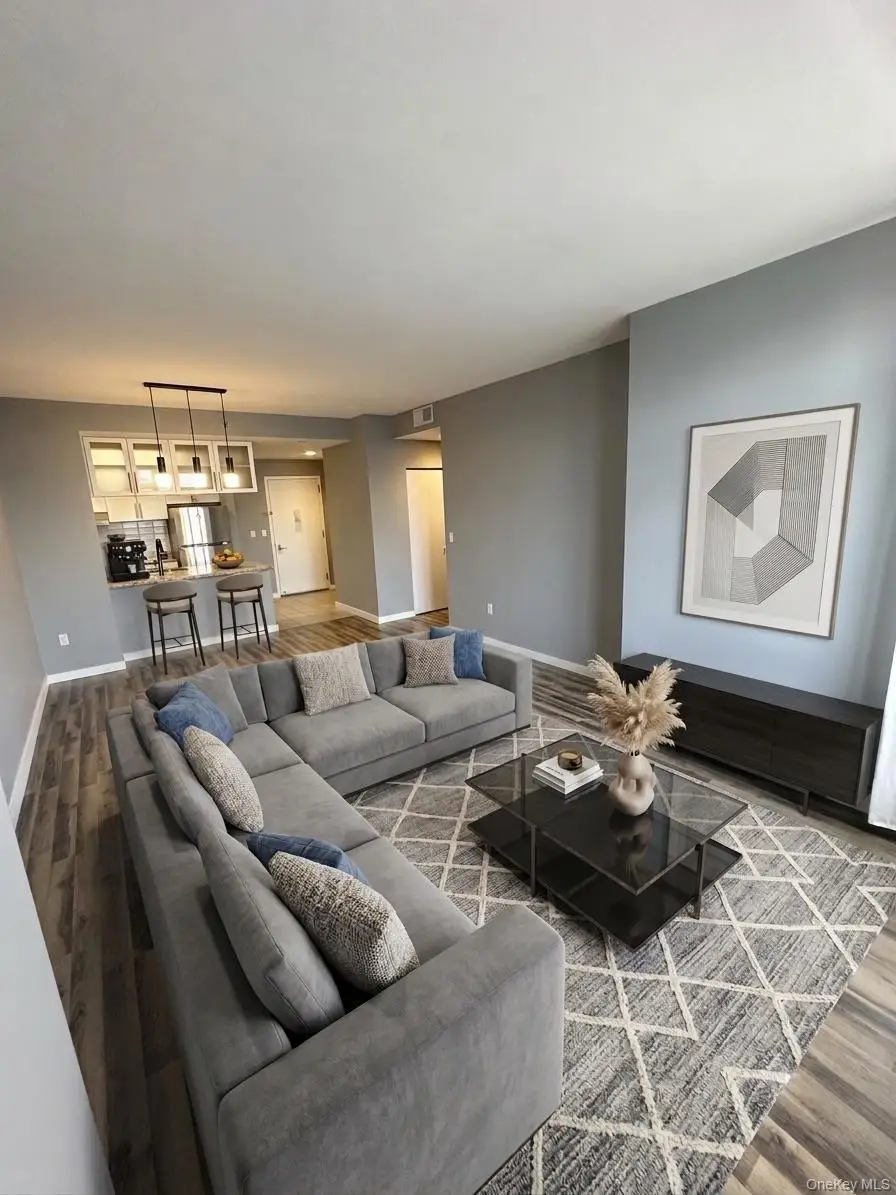 40-26 College Point Boulevard #18D, Flushing, NY 11354 - #2
