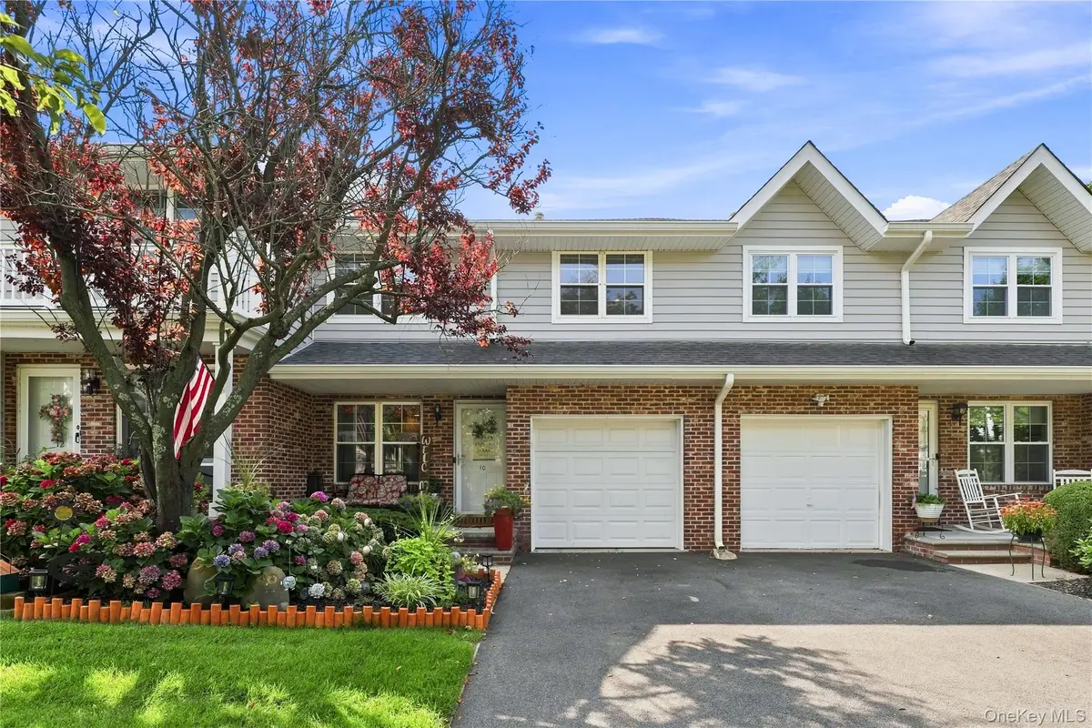 10 Sprucewood Boulevard, Central Islip, NY 11722 - #1