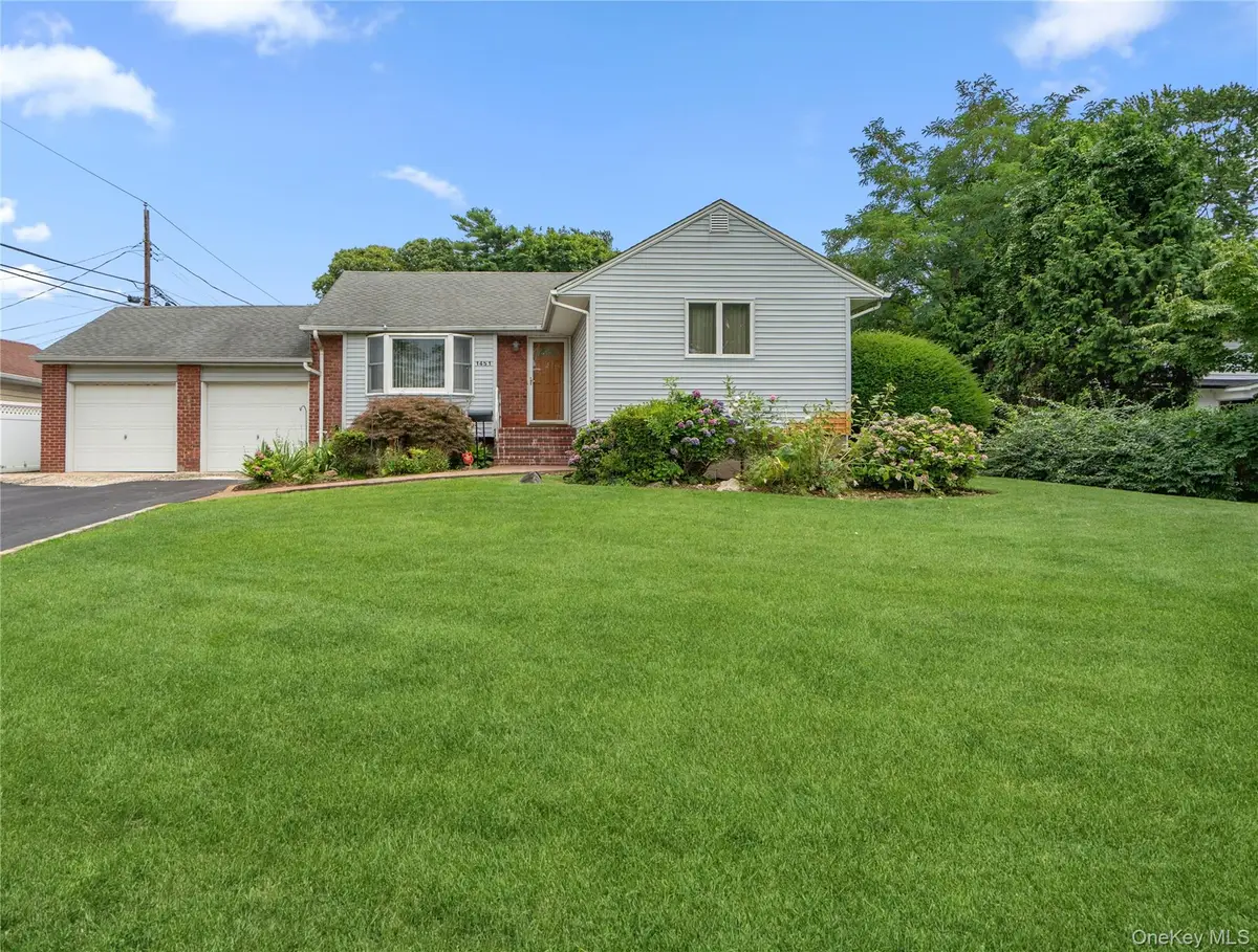1451 Seamans Neck Road, Seaford, NY 11783 - #1