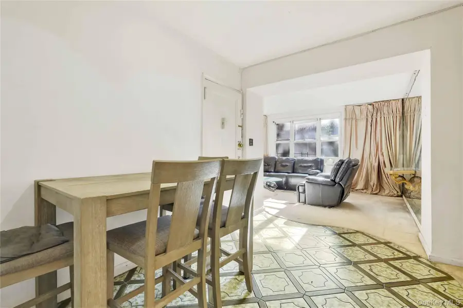 26-25 Union Street #1H, Flushing, NY 11354 - #2