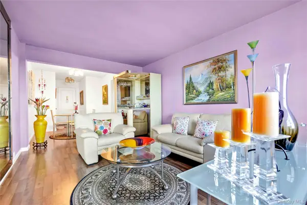 141-09 28th Avenue #6D, Flushing, NY 11354