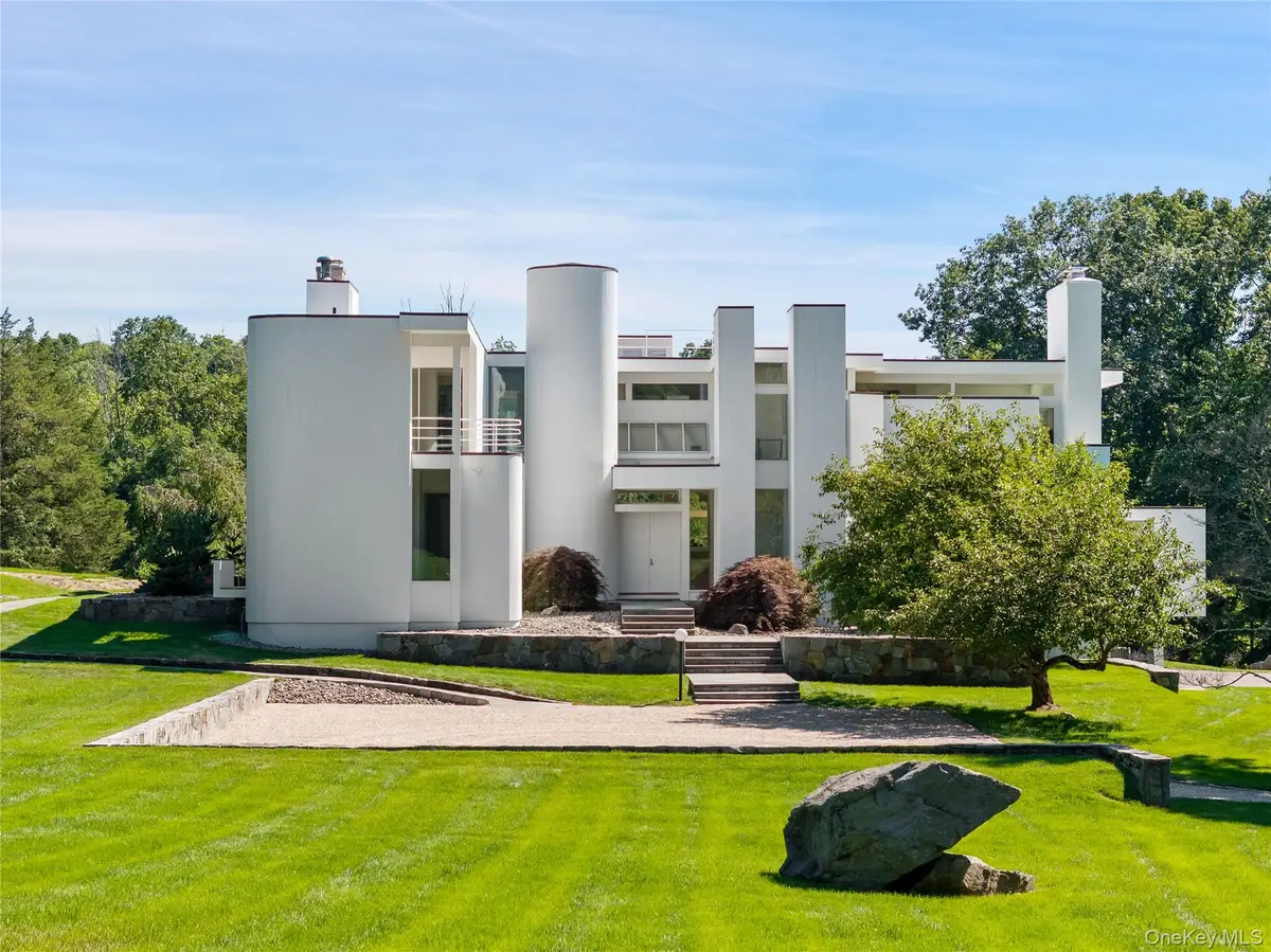10 Dogwood Hills Road, Pound Ridge, NY 10576 - #1