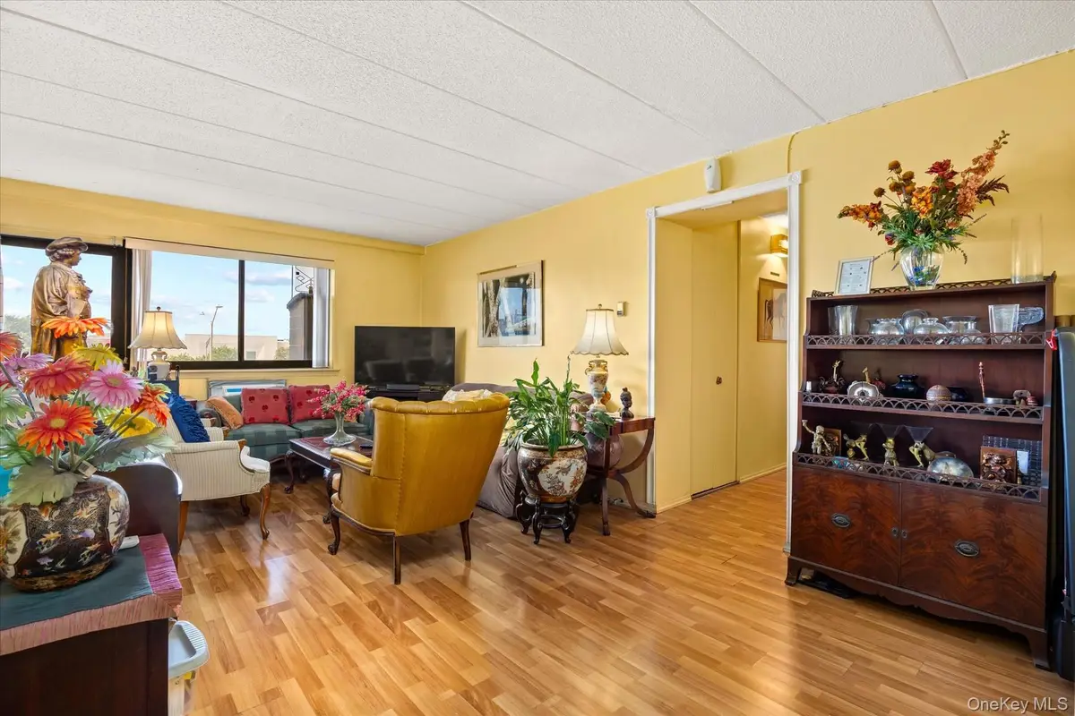 9229 Queens Boulevard #6F, Rego Park, NY 11374 - #1