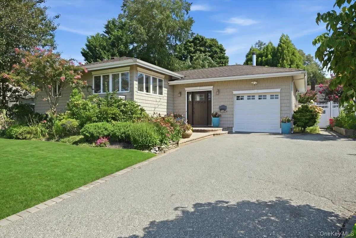 2891 Montgomery Street, Wantagh, NY 11793 - #1
