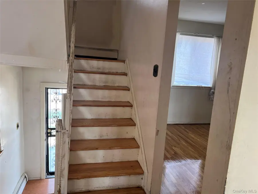 18604 140th Avenue, Springfield Gardens, NY 11413 - #2