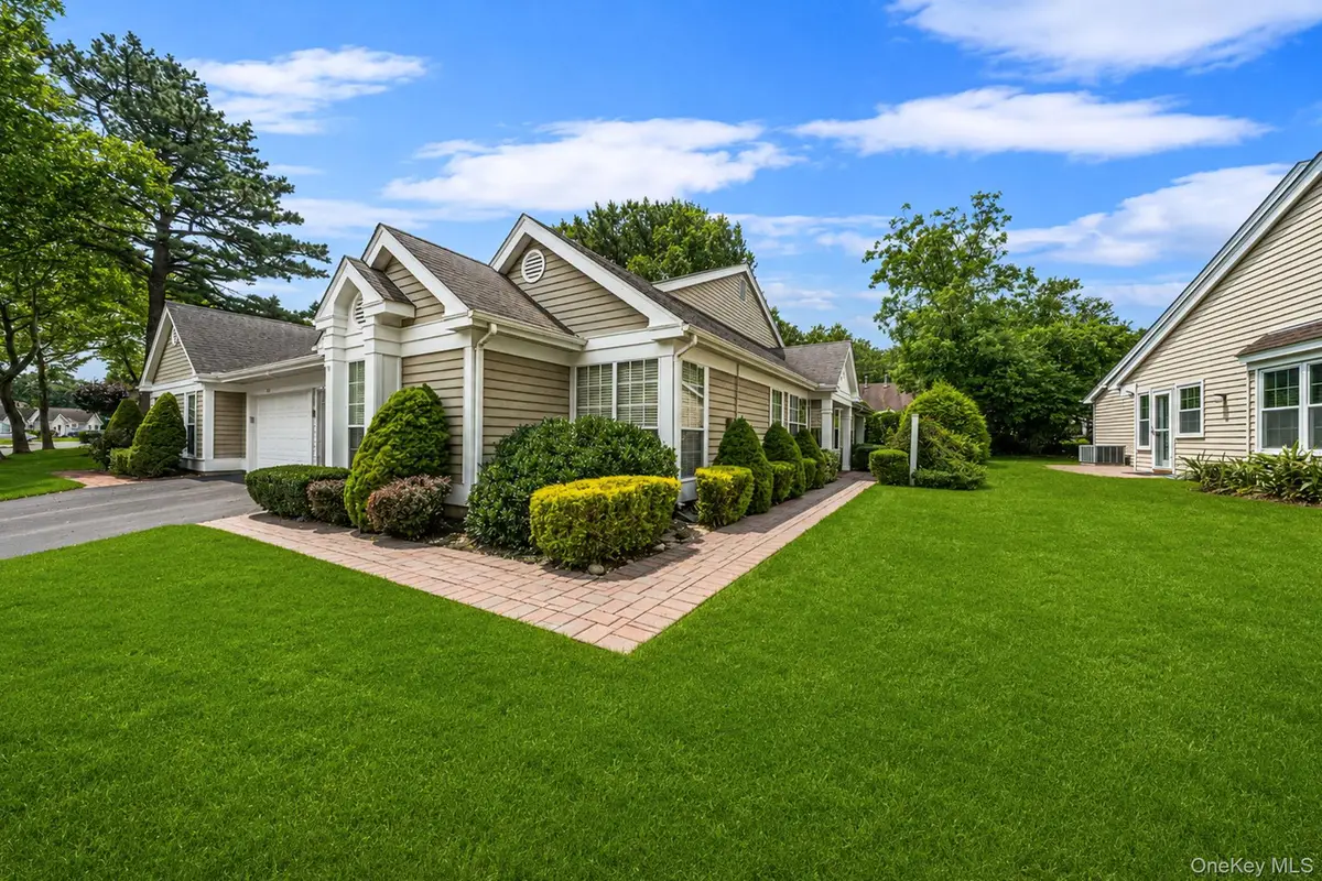 276 Glen Drive, Ridge, NY 11961 - #1