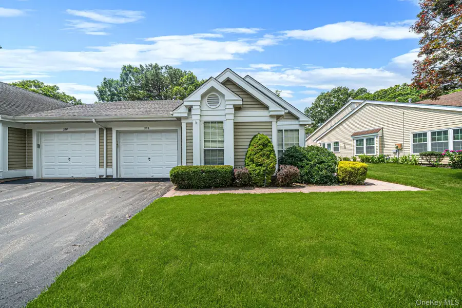 276 Glen Drive, Ridge, NY 11961 - #2