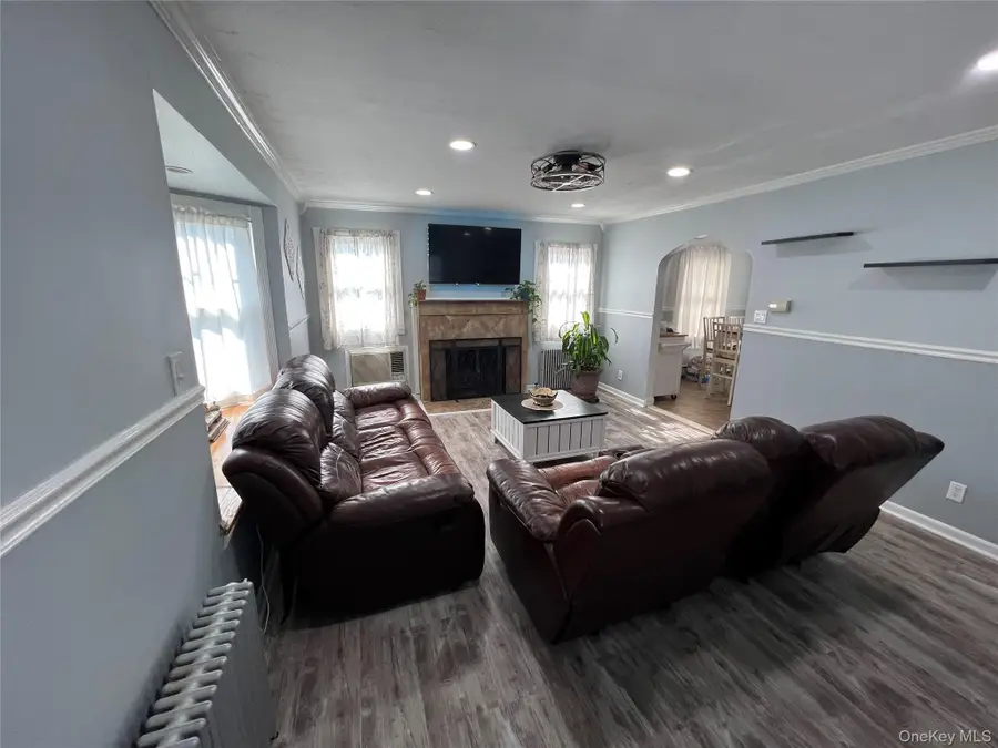 11 Bonaparte Place, Baldwin, NY 11510 - #2