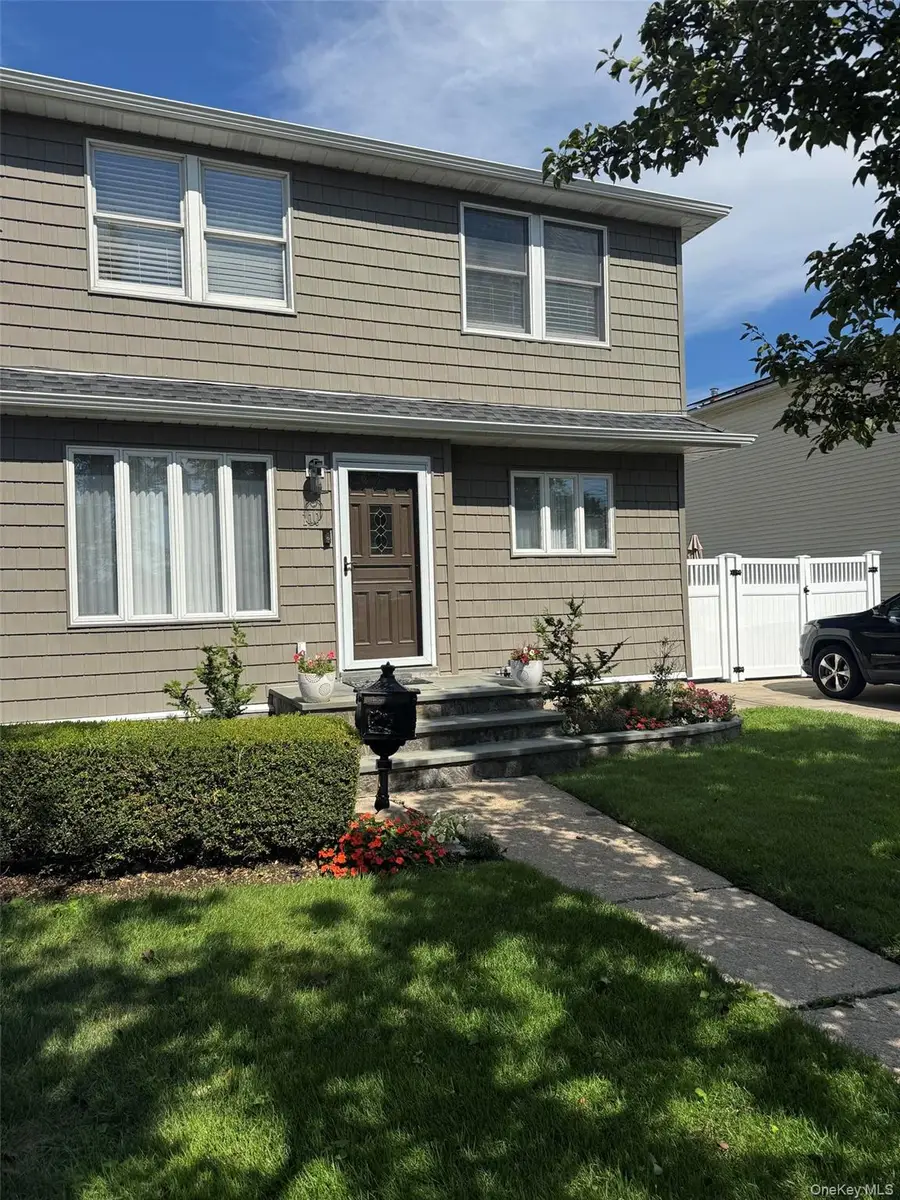 110 Bert Avenue, Westbury, NY 11590 - #2