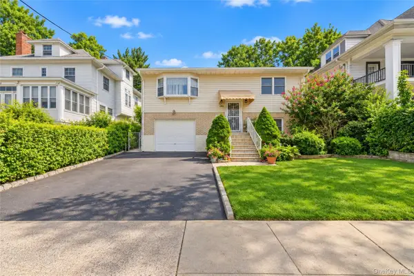 152 Van Cortlandt Pk Avenue, Yonkers, NY 10701