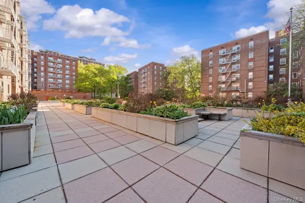 517 Riverdale #4D, Yonkers, NY 10705
