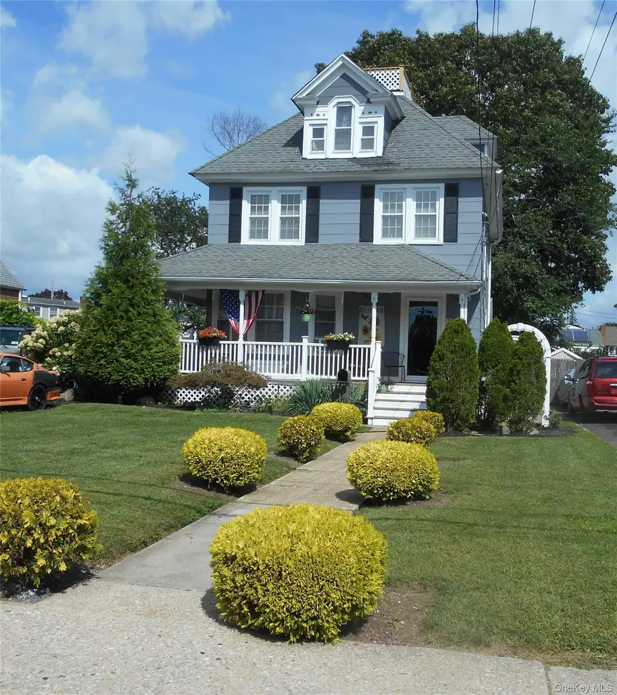 28 Centre Avenue, East Rockaway, NY 11518 - #2
