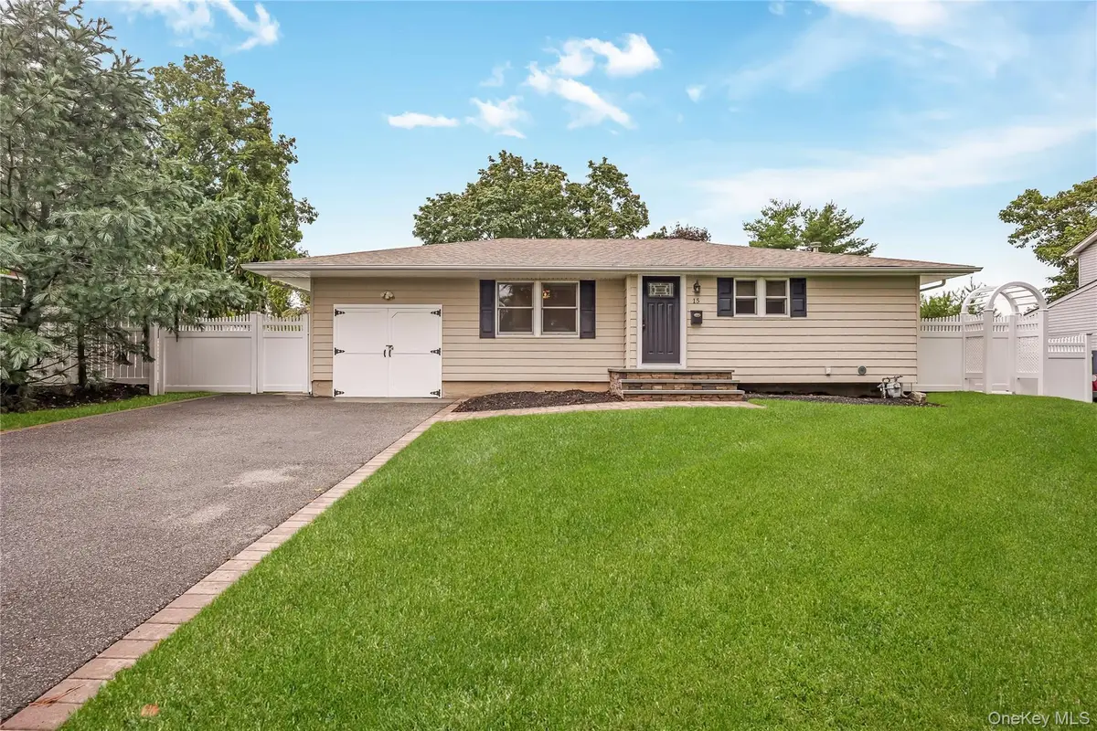 15 Dewey Road, Commack, NY 11725 - #1
