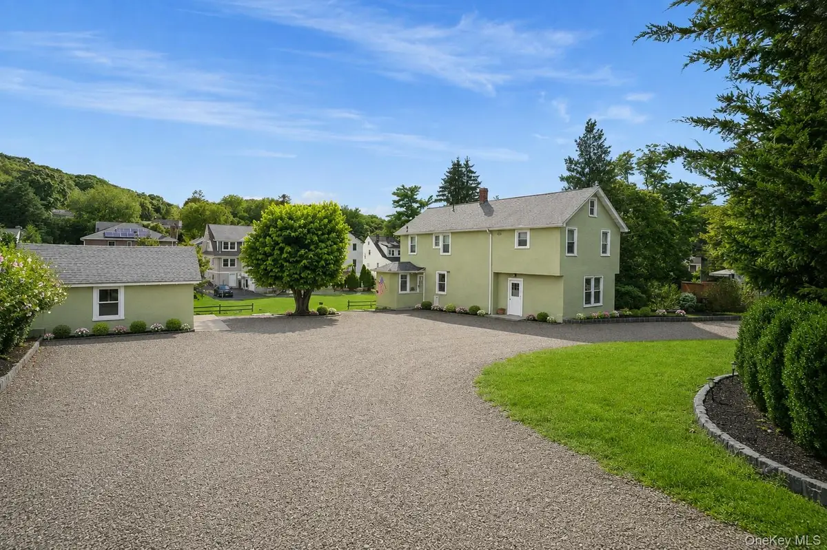 86 E Sunnyside Lane, Irvington, NY 10533 - #1