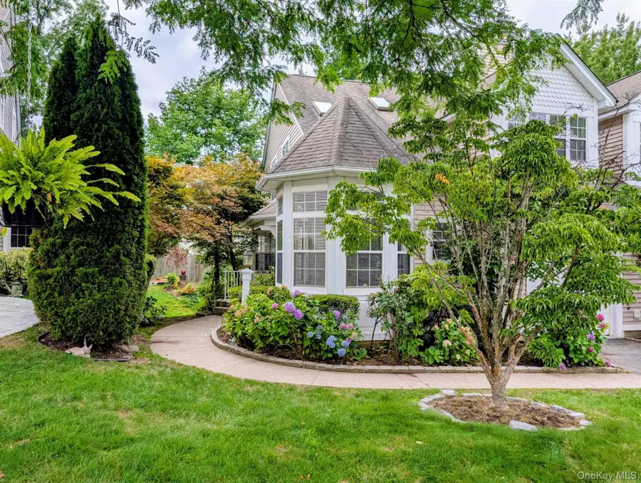 23 Roundtop Road, Yonkers, NY 10710 - #2