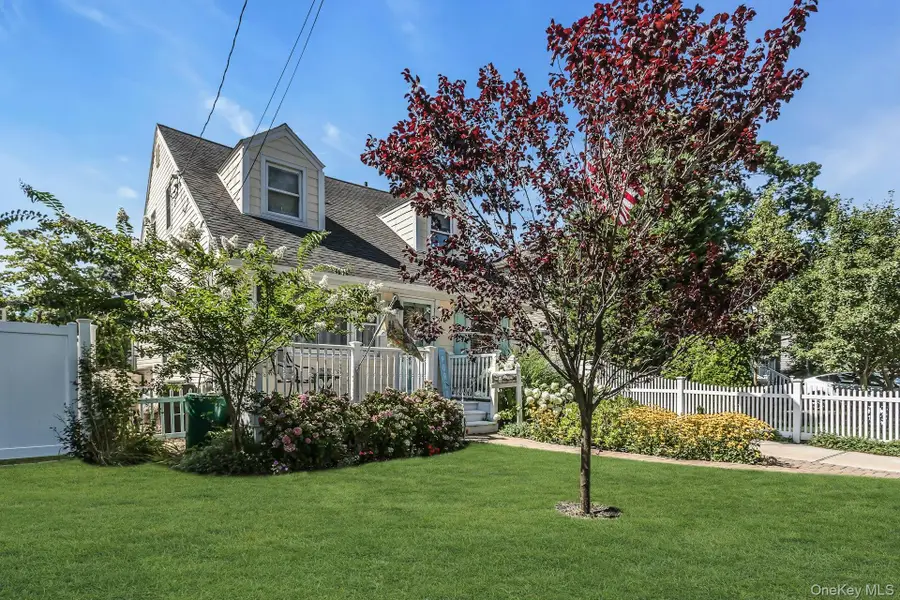1910 Frederick Avenue, Merrick, NY 11566 - #3