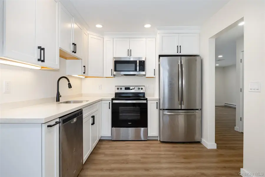 1905 Chelsea Cove S, Hopewell Junction, NY 12533 - #3