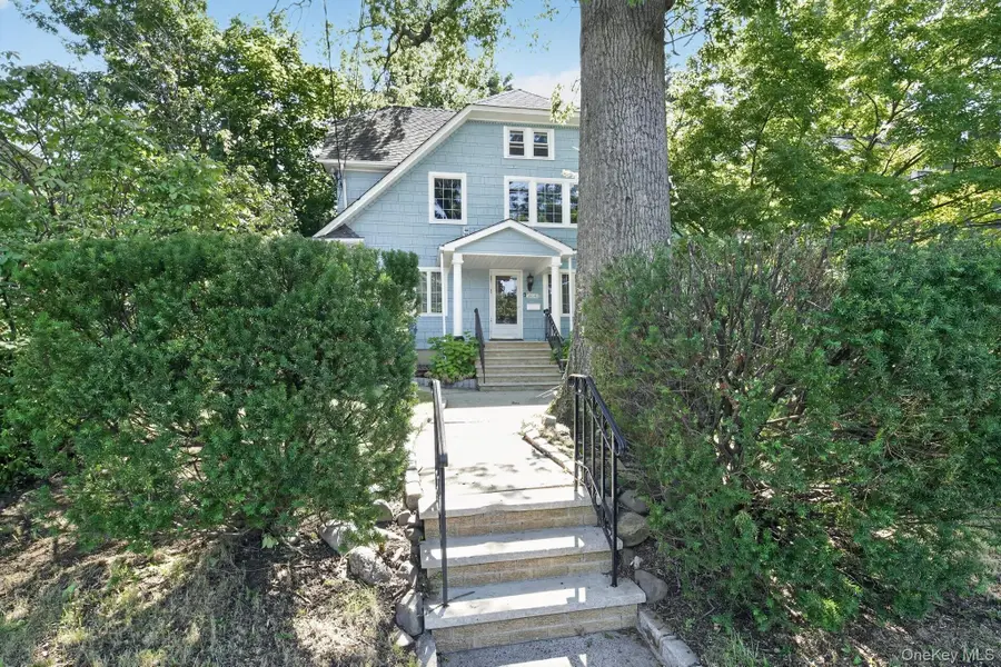 24640 Alameda Avenue, Little Neck, NY 11362 - #2