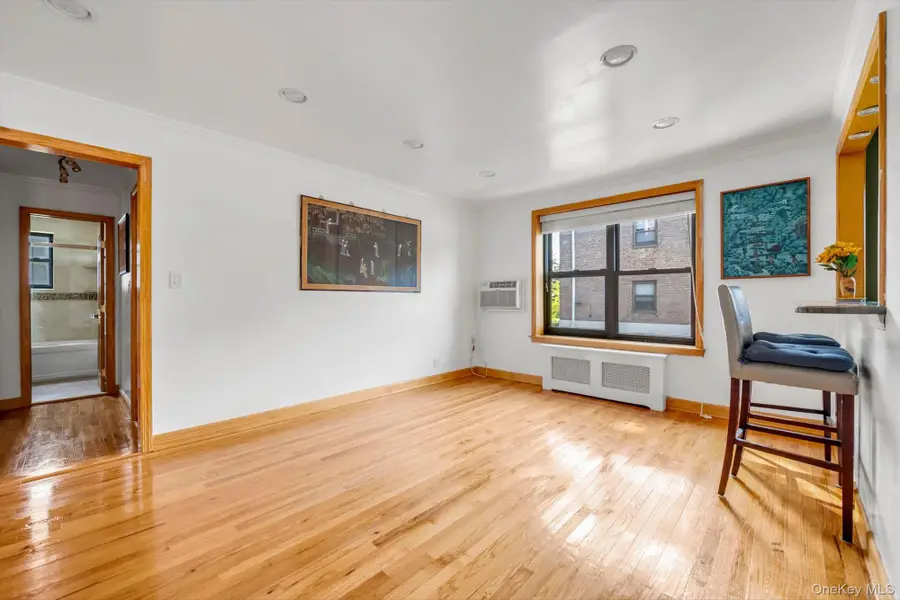 2 W Mill Drive #1B, Great Neck, NY 11021 - #2