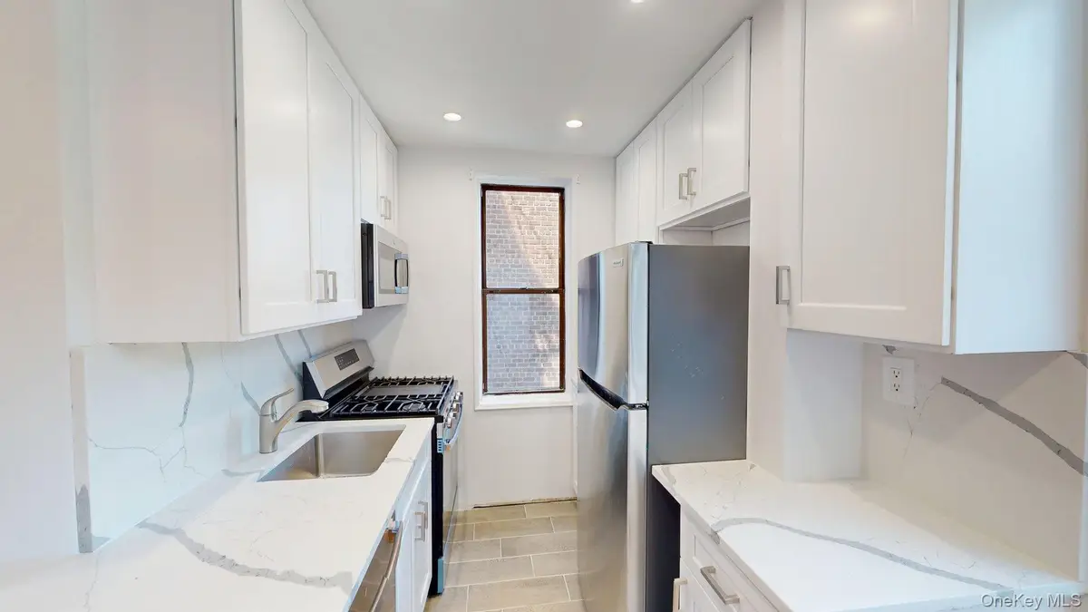 650 Warburton Avenue #5D, Yonkers, NY 10701 - #1